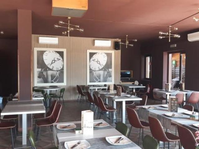 Ristorante Pizzeria in vendita a Pombia