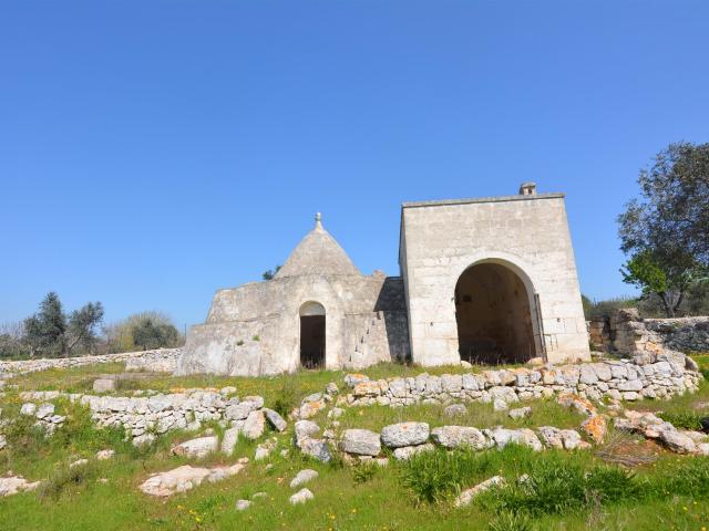 Riservato Terreno con strutture in pietra in vendita a Ostun. 240m² Ostuni