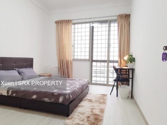Ritz Mansion D12, Apartment