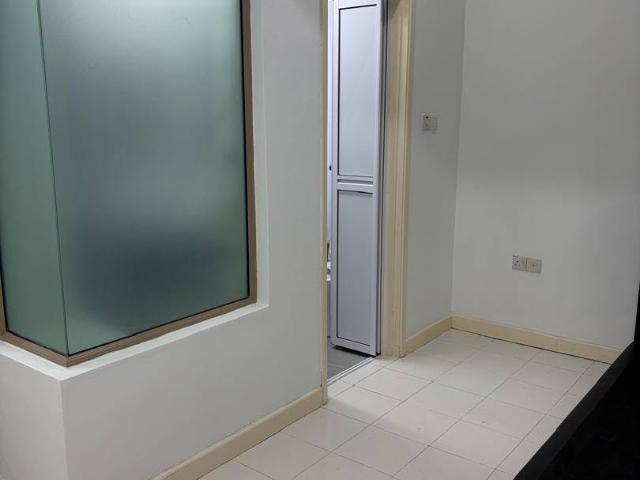 ritze perdana 1, studio