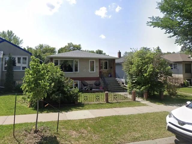RITCHIE 2 Bed 1 Bath Home Edmonton NOW FOR RENT!