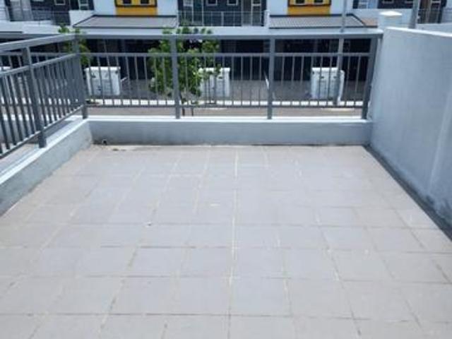 Ritma Perdana Townhouse Puncak Alam 100 FULL LOAN Available