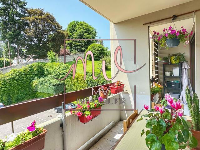 RIVES, T4 82 m2 terrasse