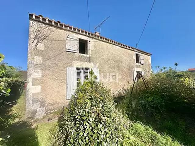 Rives d’Autise 85240 Achat / Vente maison 4 pièces t4 jardin