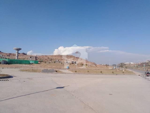 River View North Block B Residential Plot Sized 8 Marla For sale