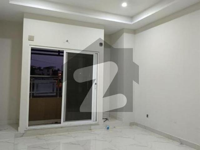 2 Bed Fully Furnished Luxury Apartment For Rent in River Hills, Bahria Town Phase 7 Double Lift Cargo Plus Passenger, 24/7 Backup & Security River Hills