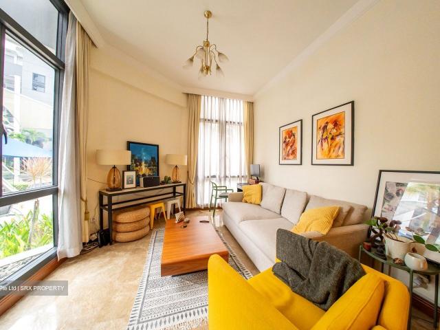 River Place D3, Condominium
