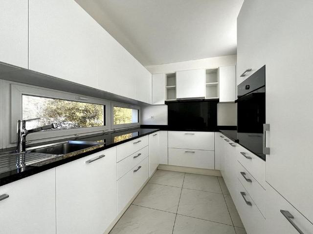 RIVERA – 4.5 room apartment with glass veranda for rent