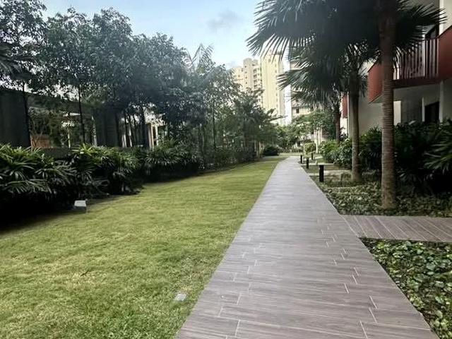Riverfront Residences D19, Apartment