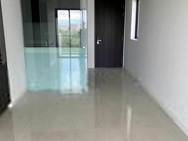 Riverfront Residences D19, Apartment