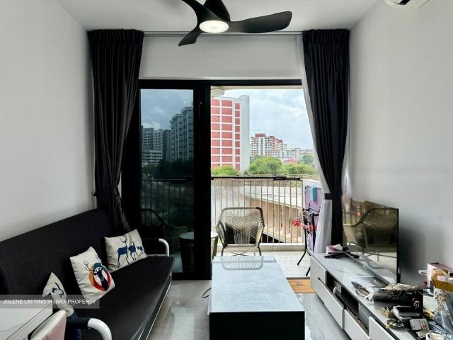 Riverfront Residences D19, Apartment
