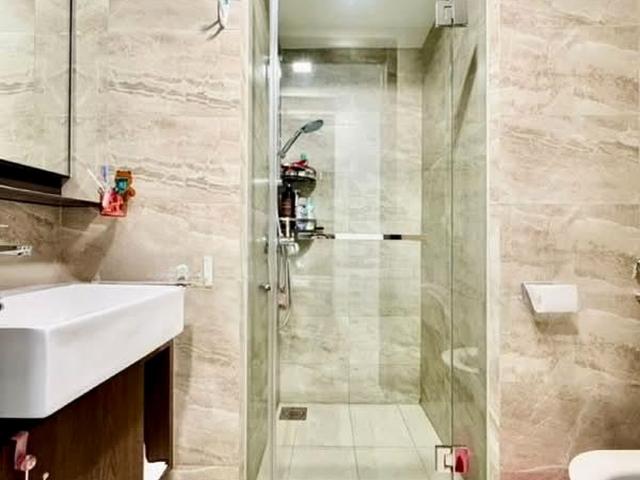 Riverfront Residences D19, Apartment