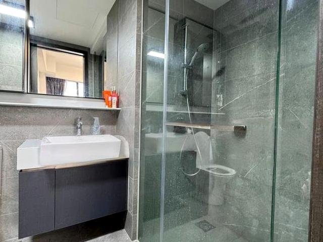 Riverfront Residences D19, Apartment