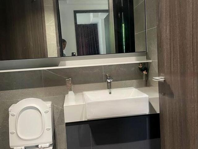 Riverfront Residences D19, Apartment