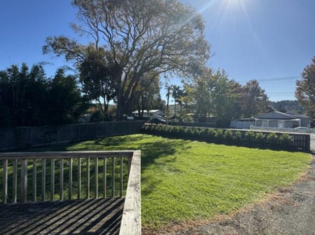 riverhead, 3 bedrooms