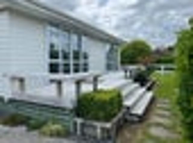 Riverhead, 2 bedrooms, $560 pw