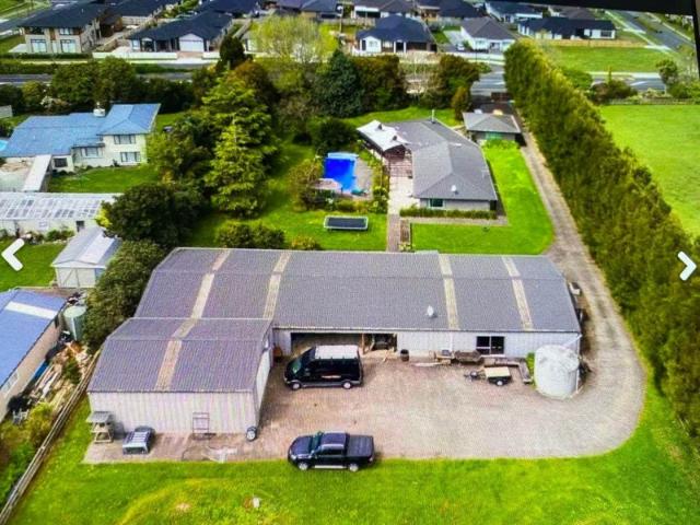 riverhead, 4 bedrooms