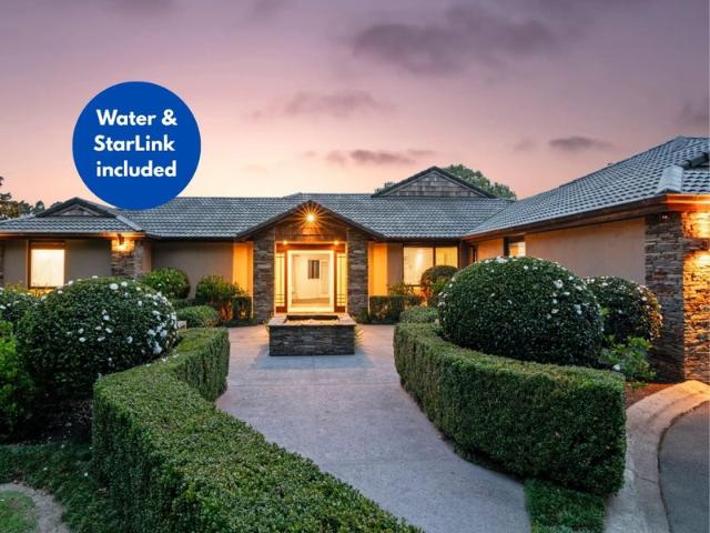 riverhead, 5 bedrooms