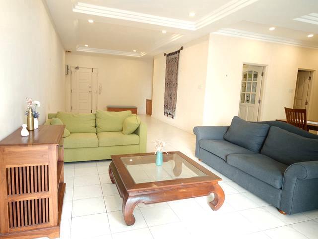 Riverine Emerald Apartment Jalan Petanak near PadunganPendingSchool