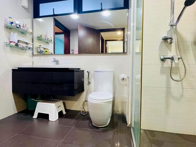 Riverparc Residence D19, Condominium