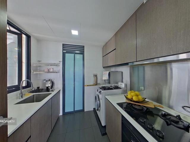 Riverparc Residence D19, Condominium