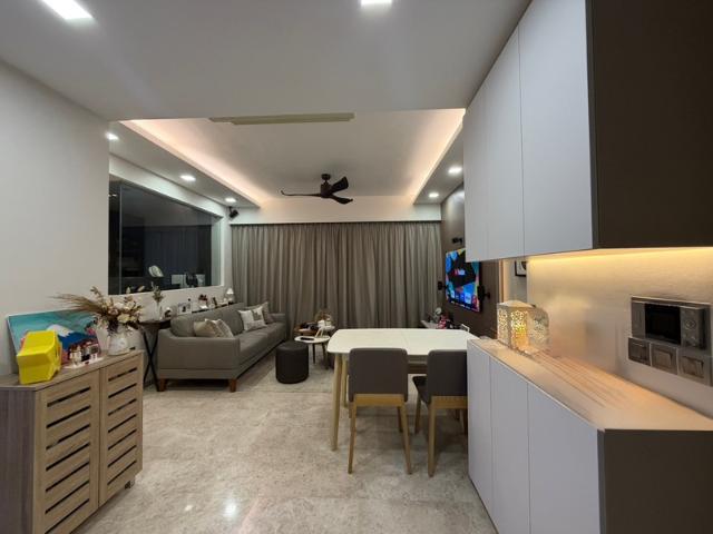 Riversails Condominium For Sale, $1,400,000, 2 Bed 2 Bath 915 sqft $1,530.00 psf
