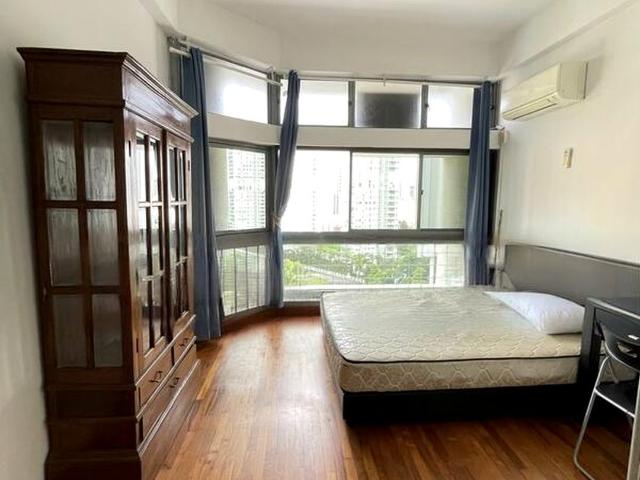 Rivershire D9, Apartment
