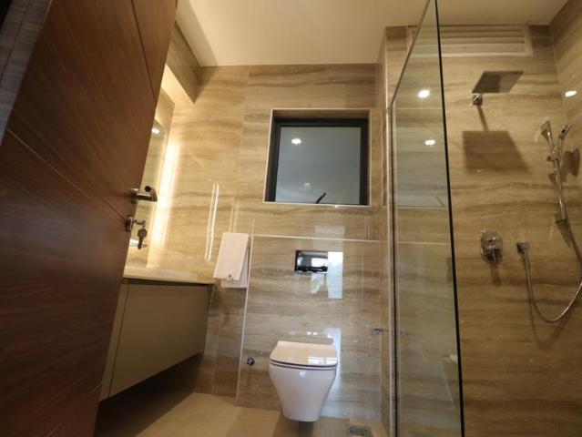 Riverside executive living: exclusive 2, 3 & 4 bedroom luxury residences