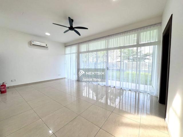 Rivervale condominium for rent