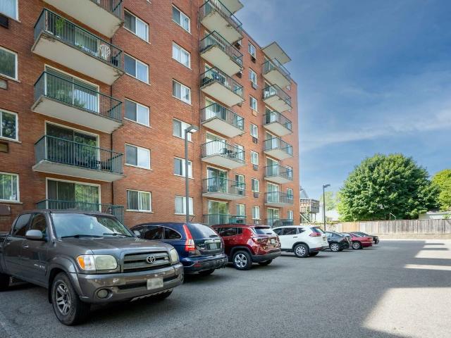 Riverview Tower Apartments 1 Bedroom Apartment for Rent at 176 Vidal St S, Sarnia, ON N7T 2T6 South Sarnia