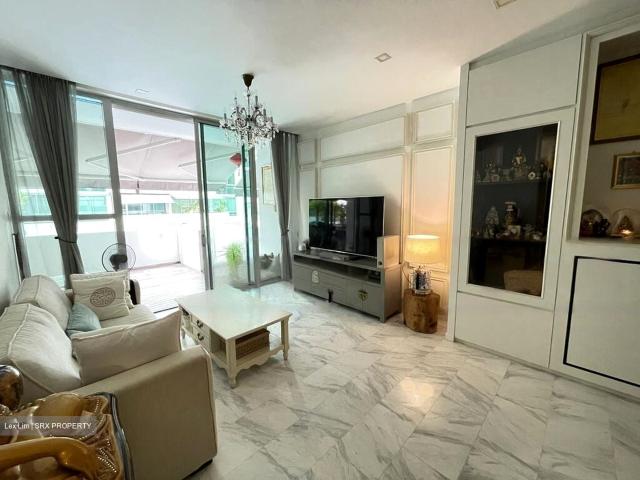 Riviera Residences D16, Condominium