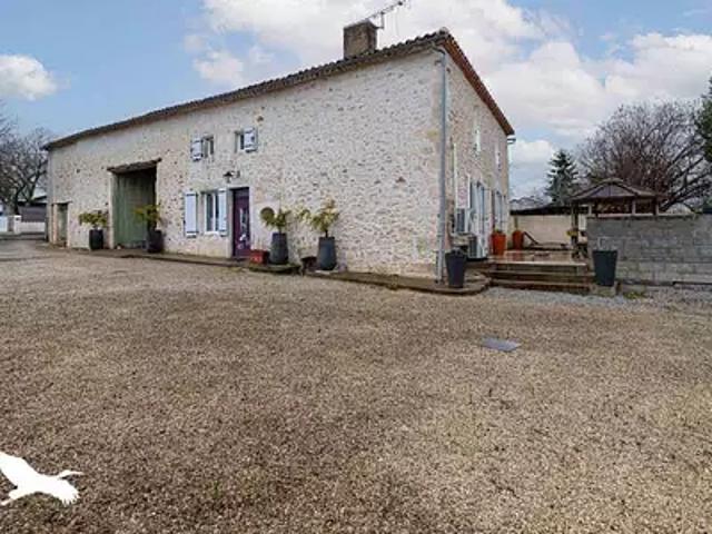Rivières 16110 Achat / Vente maison 7 pièces t7