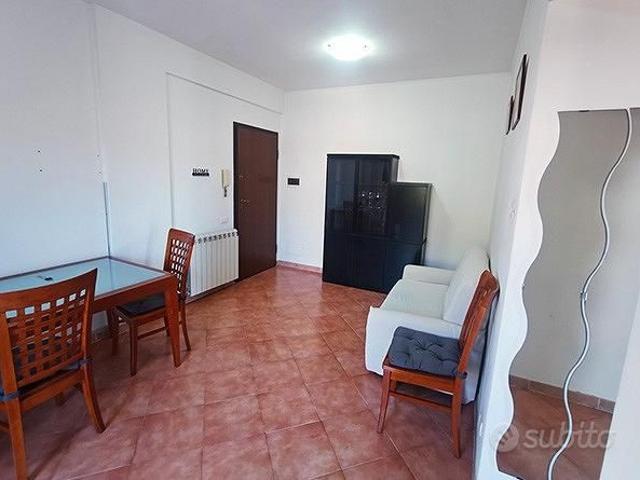 Roma Acilia appartamento Primo piano