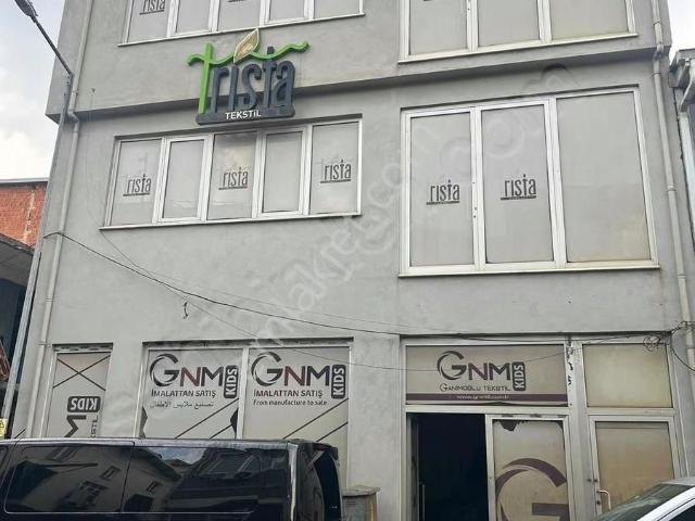 Roma' Dan Vişne Cd. Yakınında Satılık İş Yeri