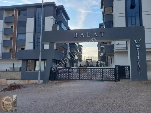 Roma' Dan Welt Balat Sitesinde Satılık Daire
