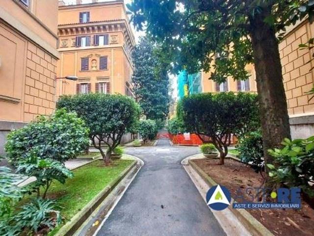 Roma 5 vani 94mq