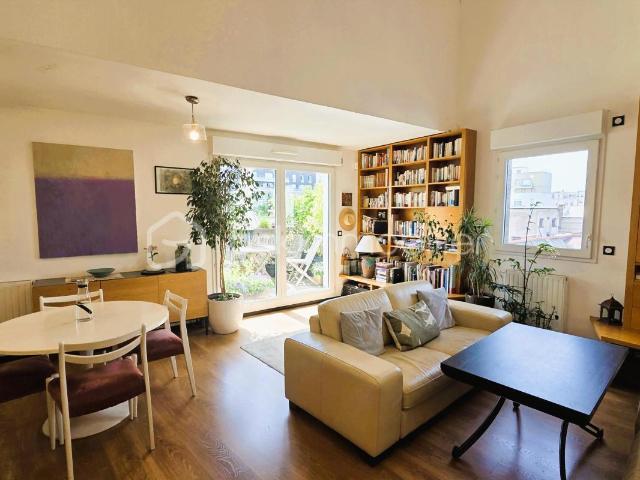 ROMAINVILLE – DUO D'EXTERIEUR POUR CE MAGNIFIQUE DUPLEX !