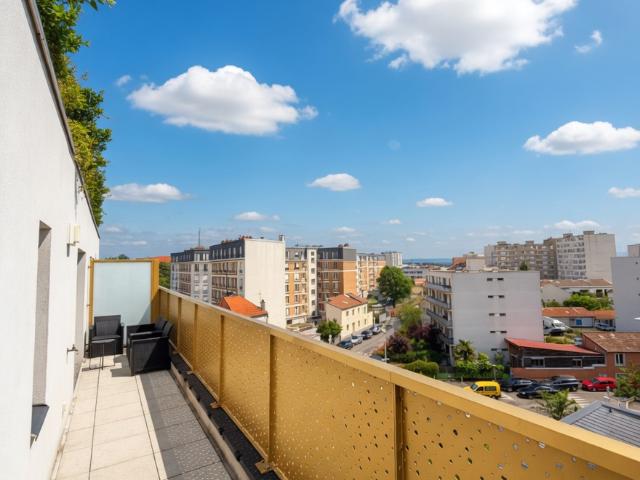 ROMAINVILLE LIMITE BAGNOLET FLOREAL