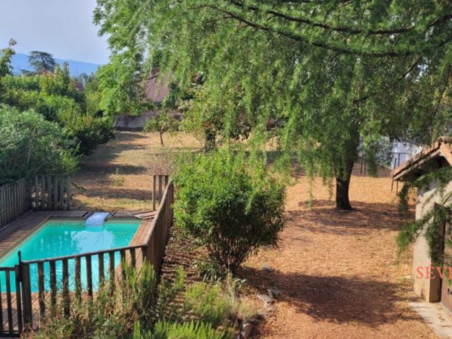 Romans sur isere Maison très calme grand terrain avec piscine