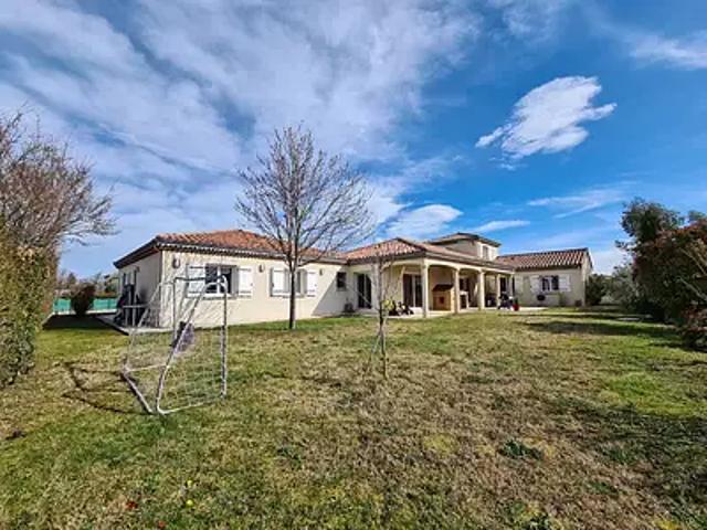 Romans sur Isère 26100 Achat / Vente maison 8 pièces t8 au dernier étage