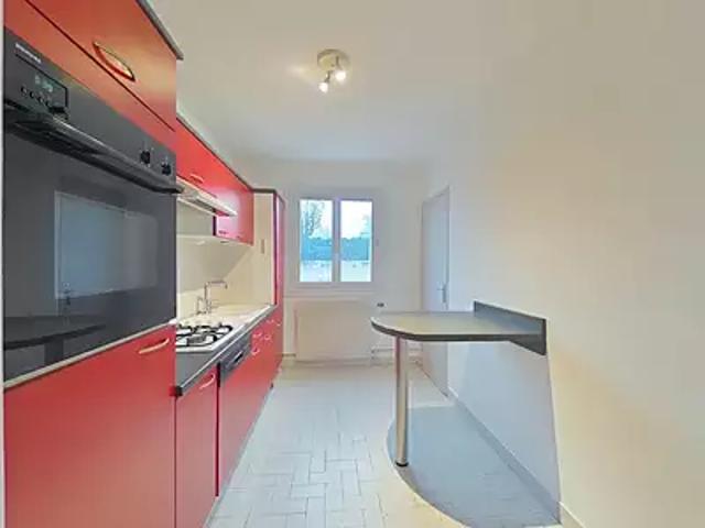 Romans sur Isère 26100 Location appartement 3 pièces t3 terrasse cave