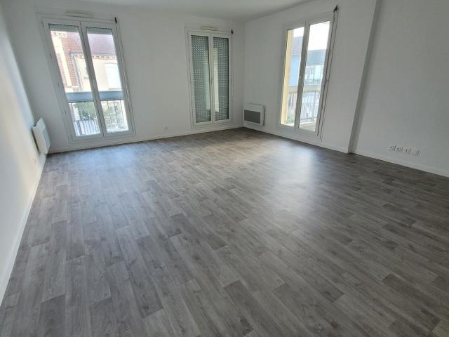 ROMILLY SUR SEINE – T3 avec balcon, cave et garage