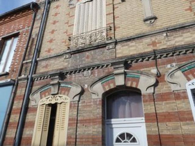 ROMILLY/S/SEINE MAISON DE VILLE MITOYENNE DE 97 m²