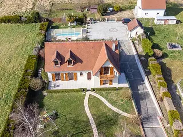 Romorantin Lanthenay 41200 Achat / Vente maison 8 pièces t8 piscine jardin