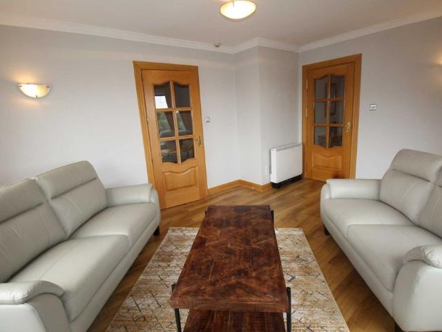 Ronayns Court, Rochestown