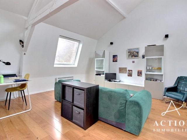 RONCHIN CENTRE BEAU T3 DE 77 M² LUMINEUX