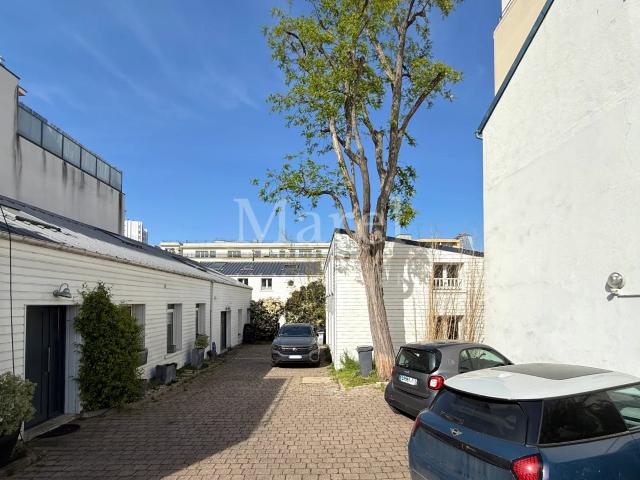 Rond Point des Bergères NANTERRE Maison