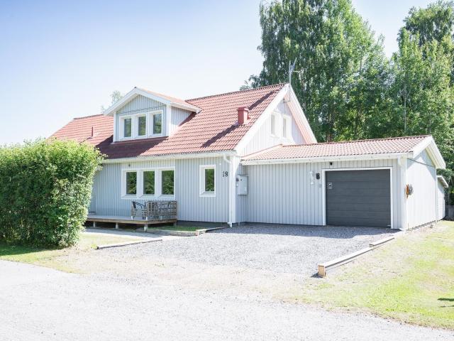 Ronningsvägen 18