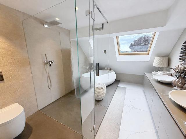 Roof flat with 5.5 rooms on sale in Donatyre 128 m² | dreamo. Ch