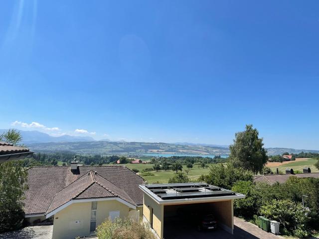 Roof flat with 3.5 rooms for rent in Hildisrieden 70 m² | dreamo. Ch